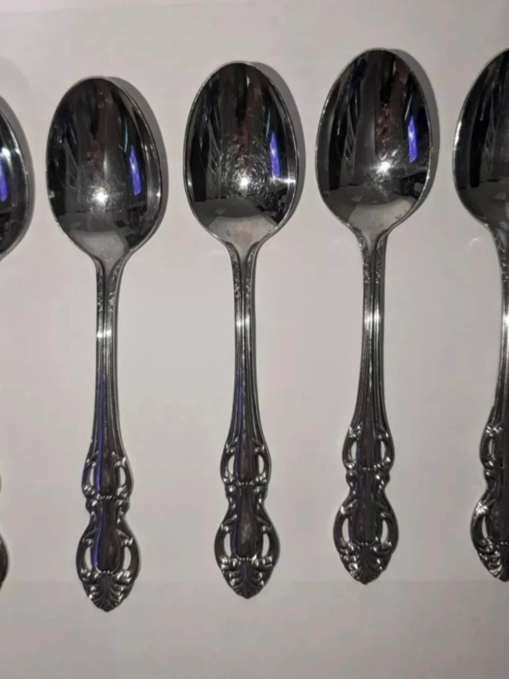 reed and barton stainless flatware Kings Parks 5 Soup Spoons